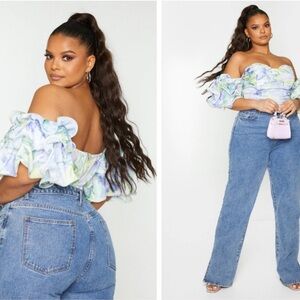 PrettyLittleThing White Floral Ruffle Puff Sleeve Bardot Crop